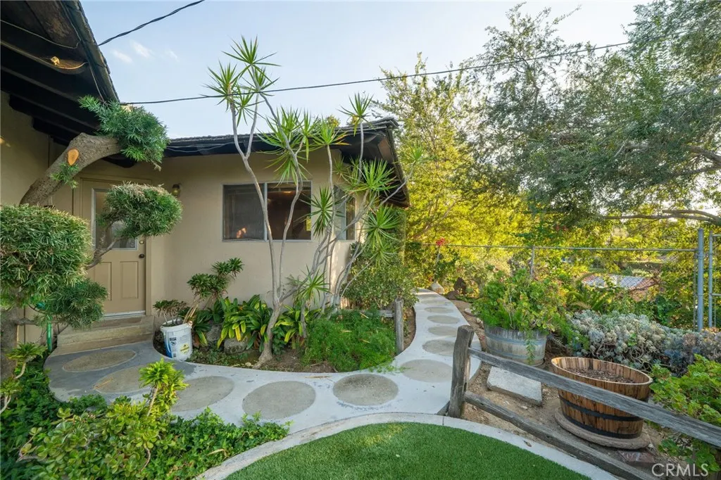 3147 E Los Cerillos Drive