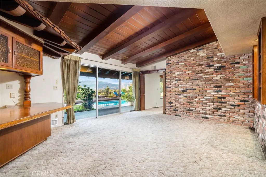 3147 E Los Cerillos Drive