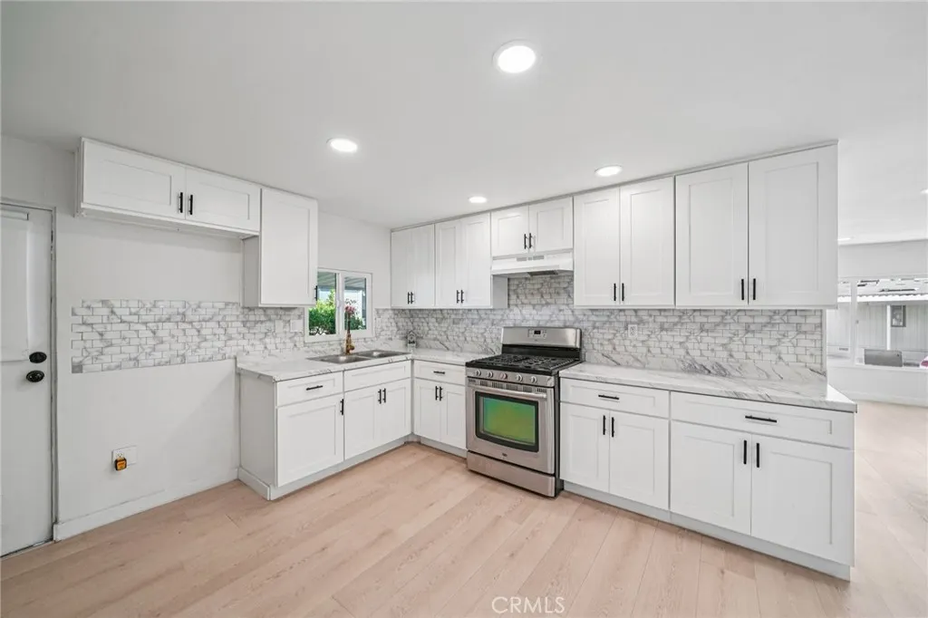 2755 arrow highway 55 #55