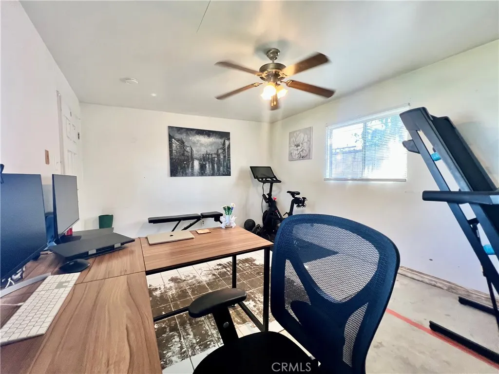 16708 E Bellbrook