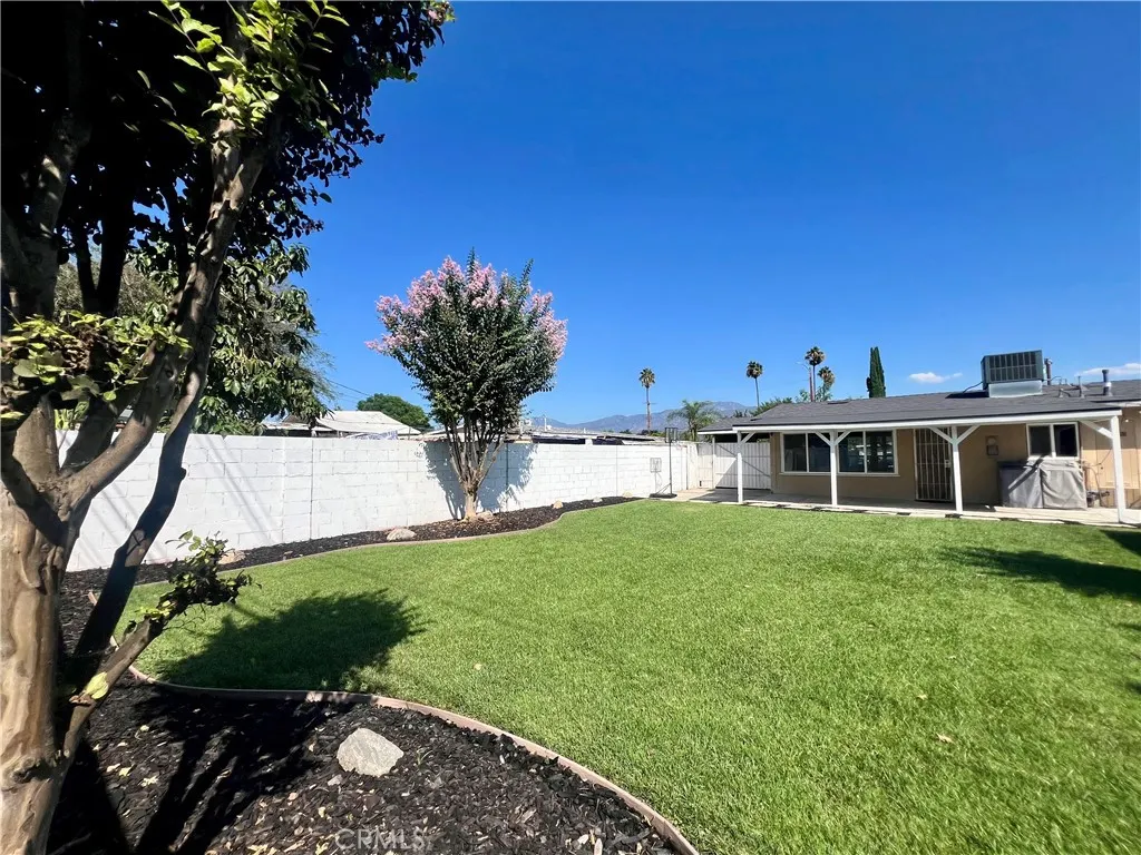 16708 E Bellbrook