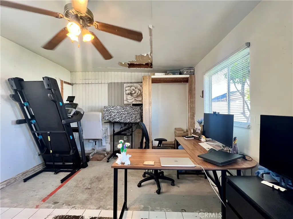 16708 E Bellbrook