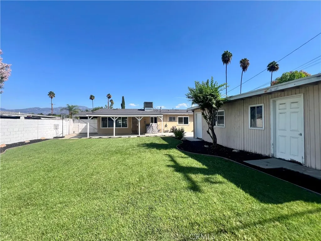 16708 E Bellbrook