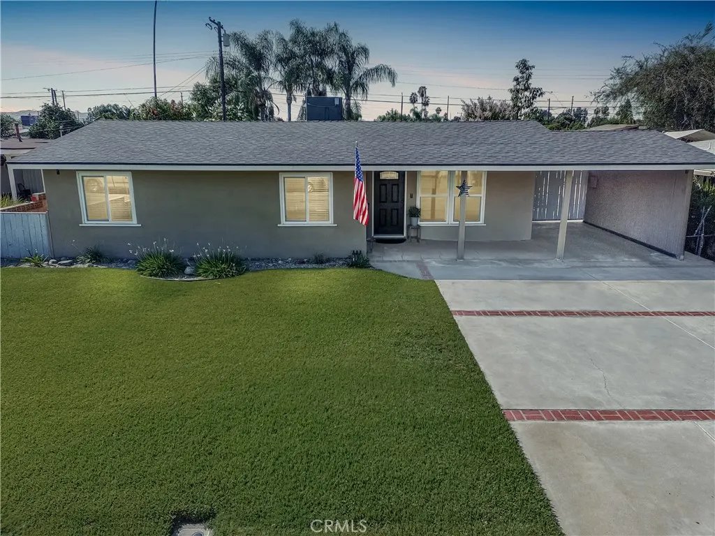 16708 E Bellbrook