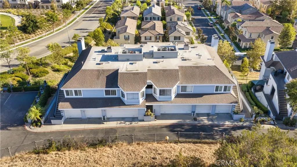 1033 Lakeview