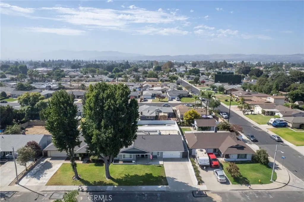 5019 Roosevelt
