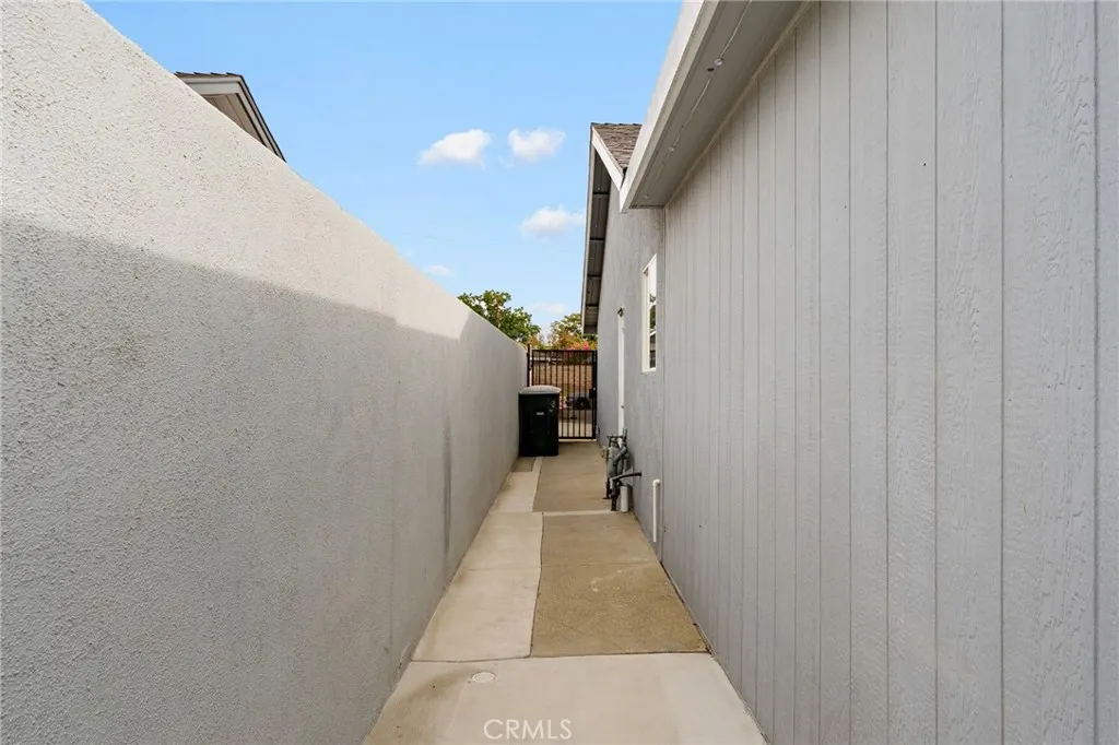 5019 Roosevelt
