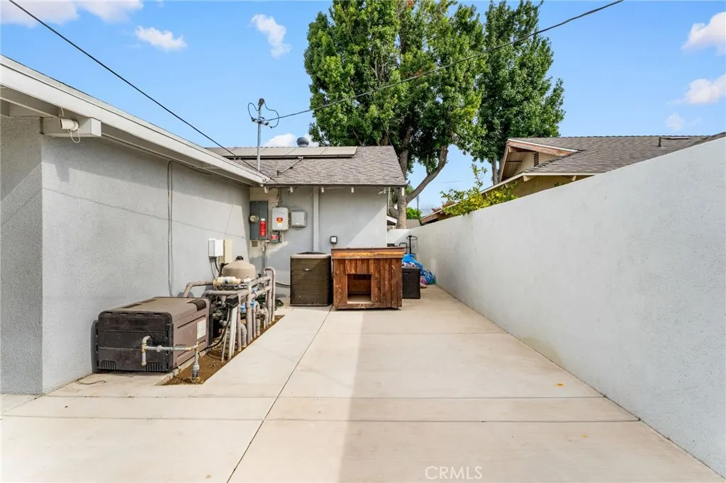 5019 Roosevelt