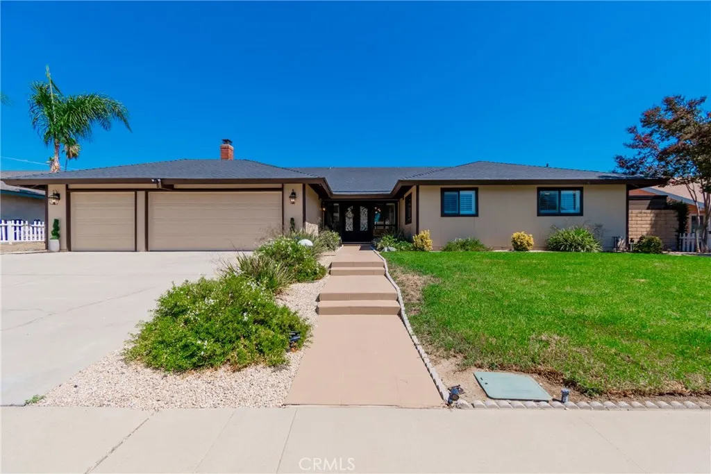 11159 Carriage Avenue