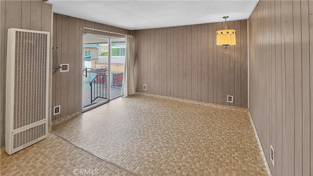 1437 Santo Domingo Avenue