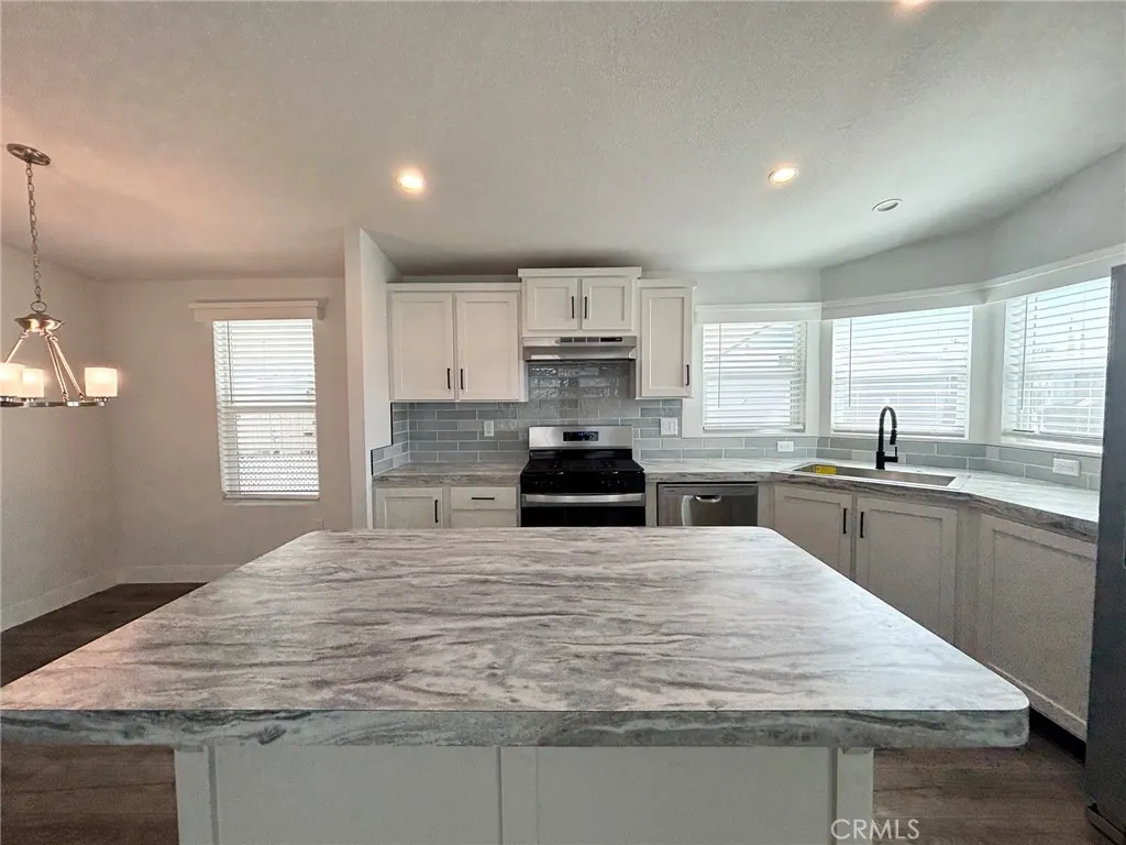 301 E Foothill Boulevard #130