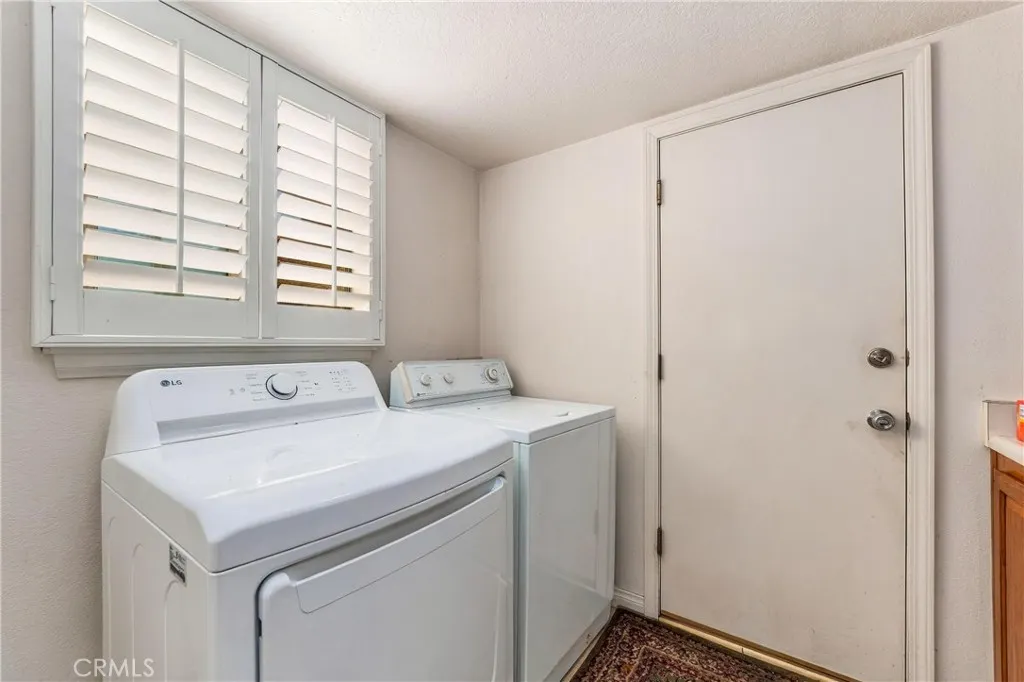 530 E Payson