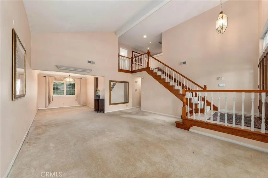 530 E Payson