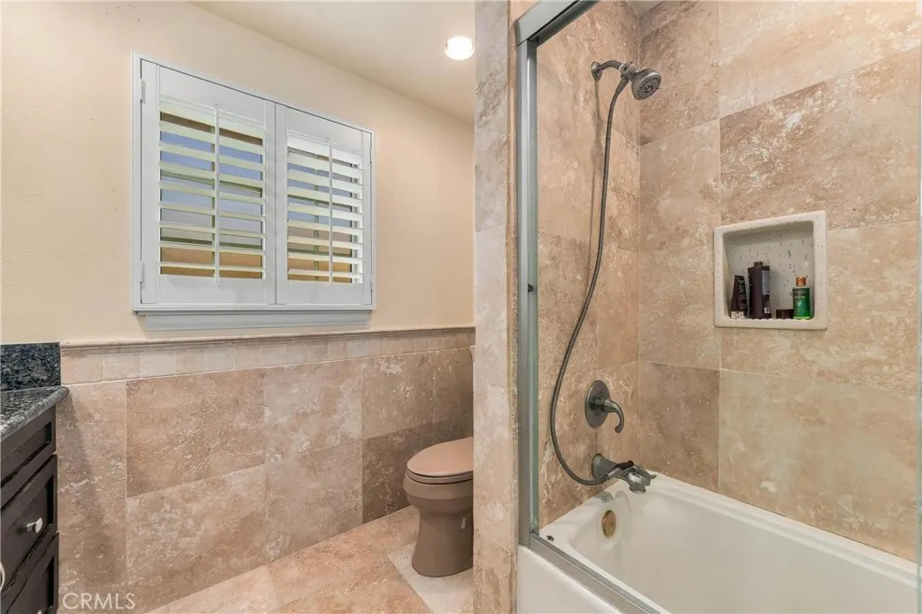 530 E Payson