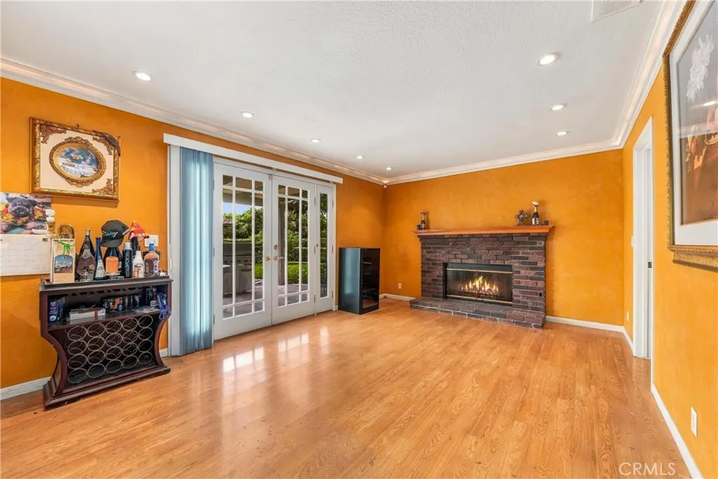 530 E Payson