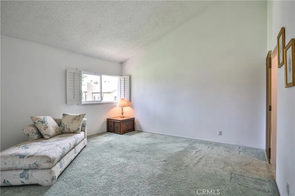 672 Greendale Lane