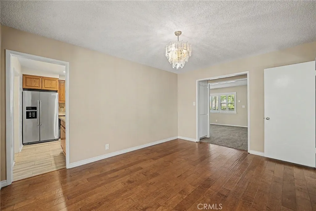 347 W Leeside