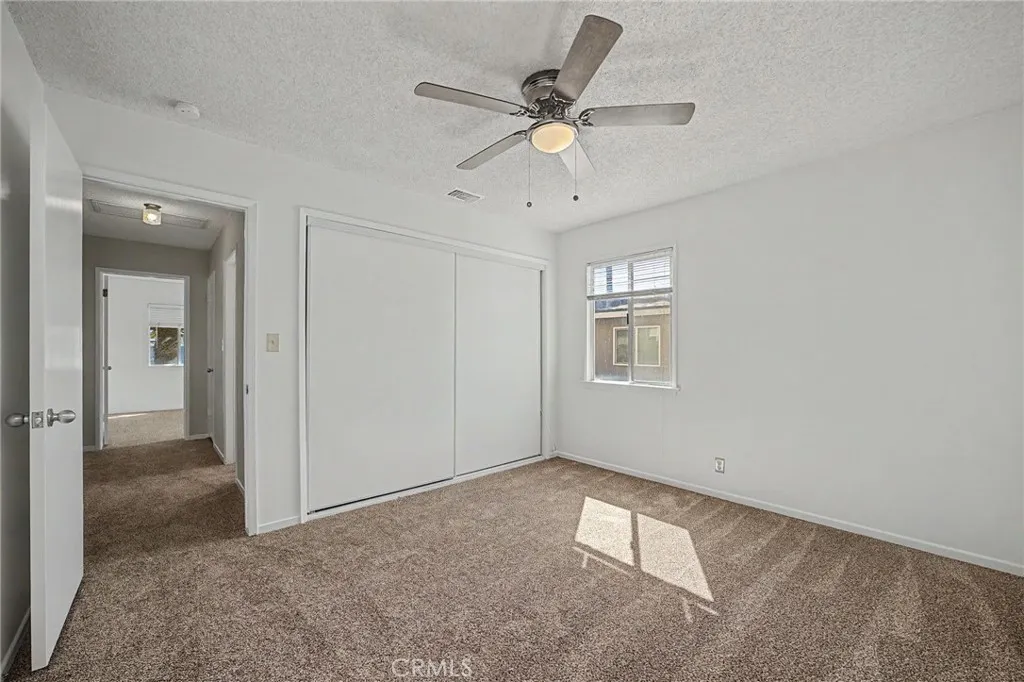 347 W Leeside