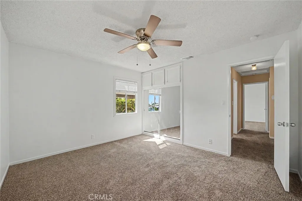 347 W Leeside