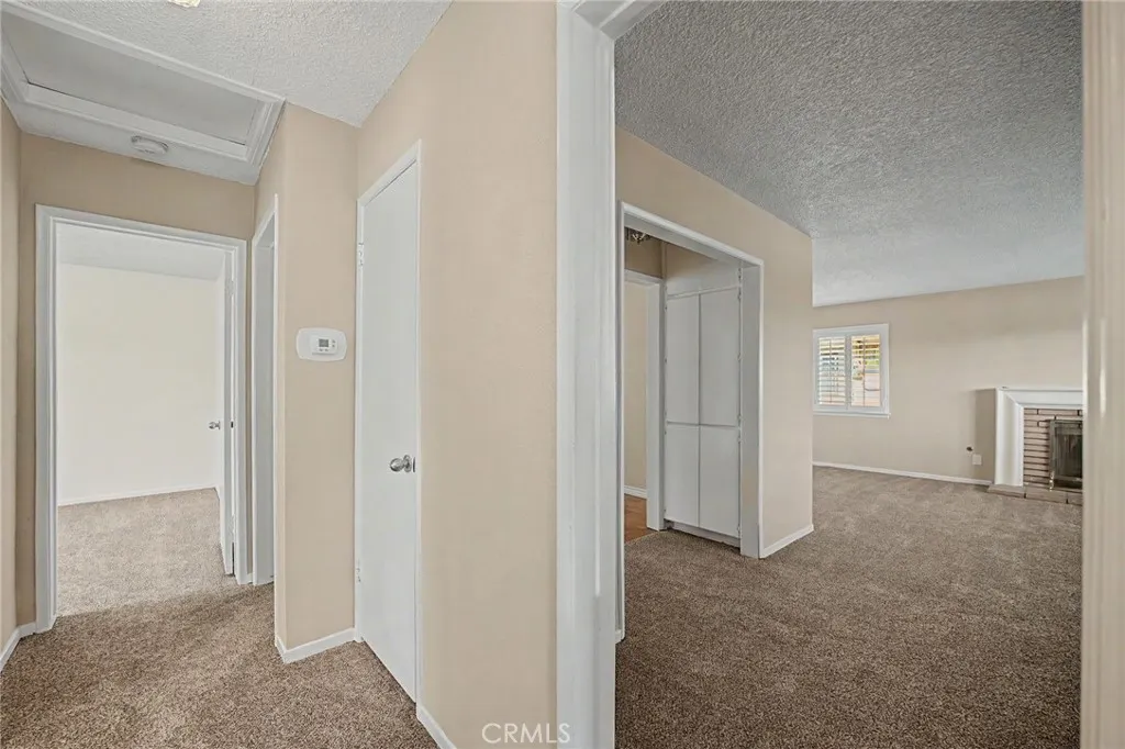 347 W Leeside