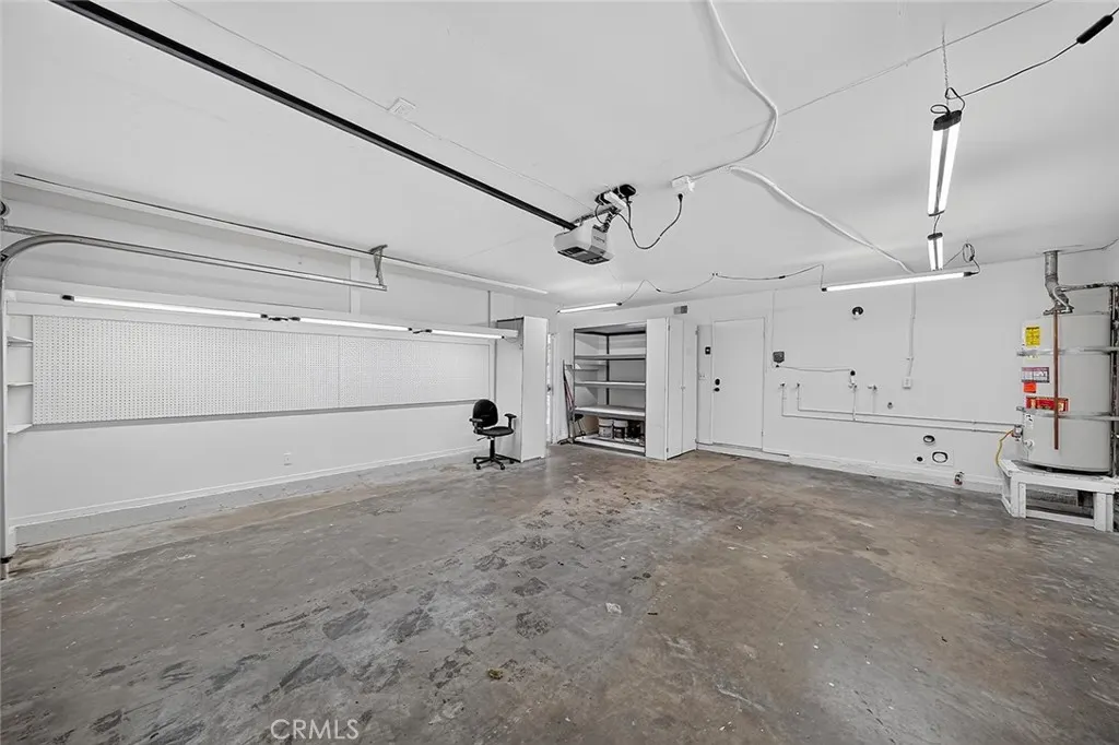 1630 E Edgecomb