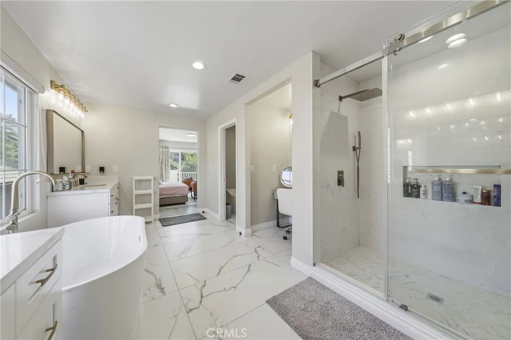 2250 Swiftwater