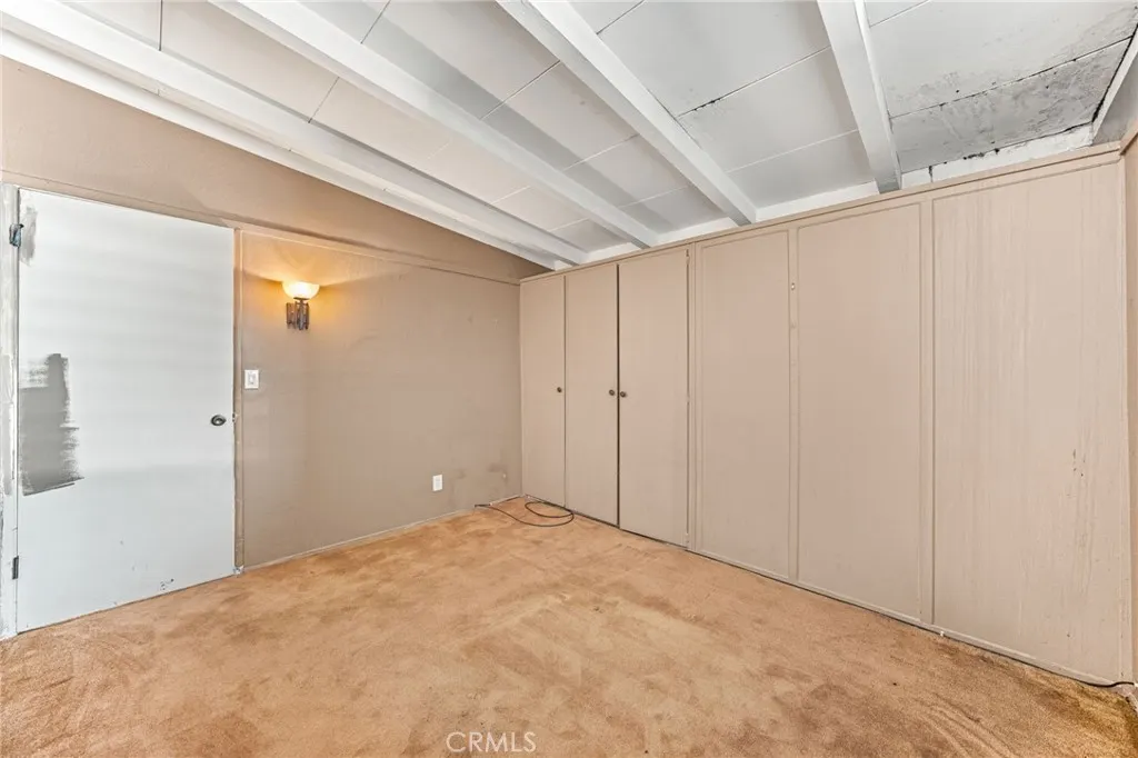 229 S Shipman