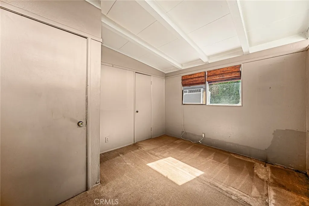 229 S Shipman