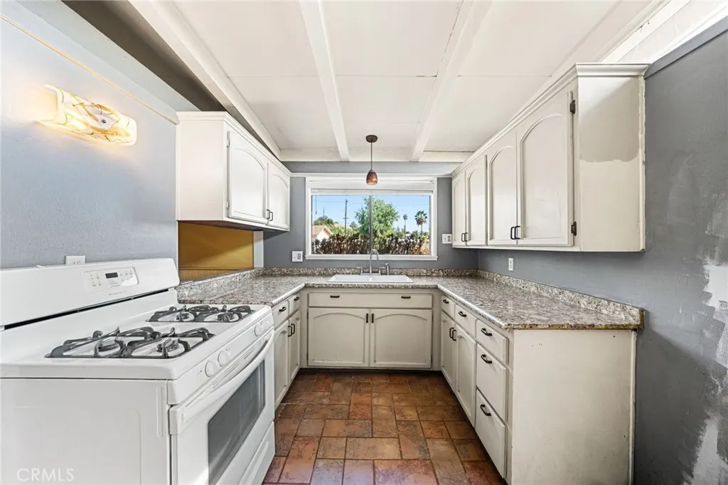 229 S Shipman