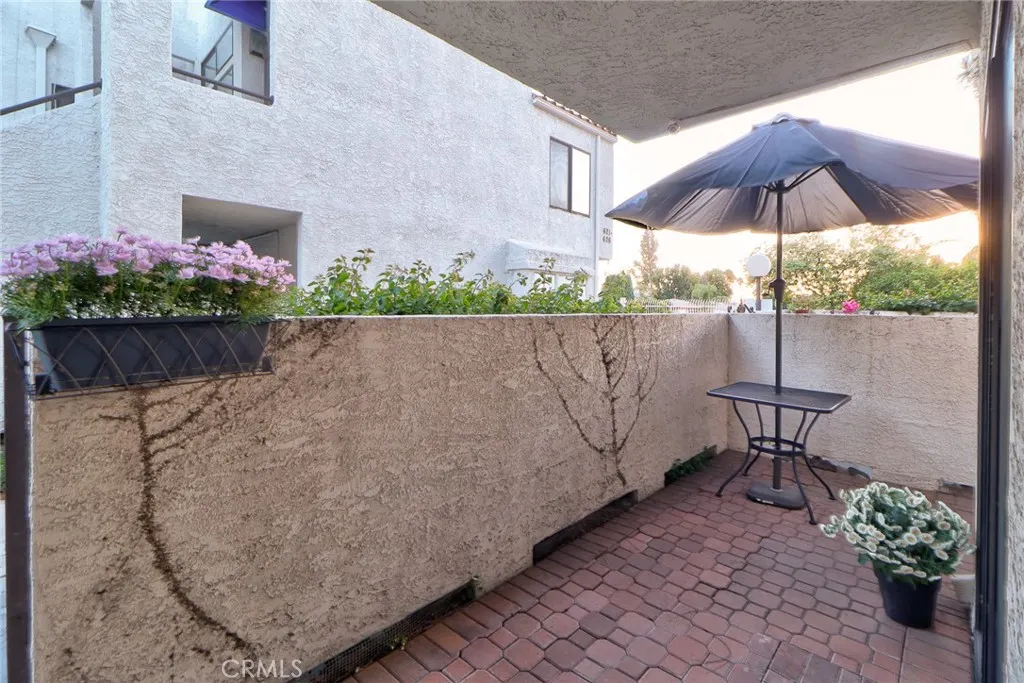652 Park Shadow Court