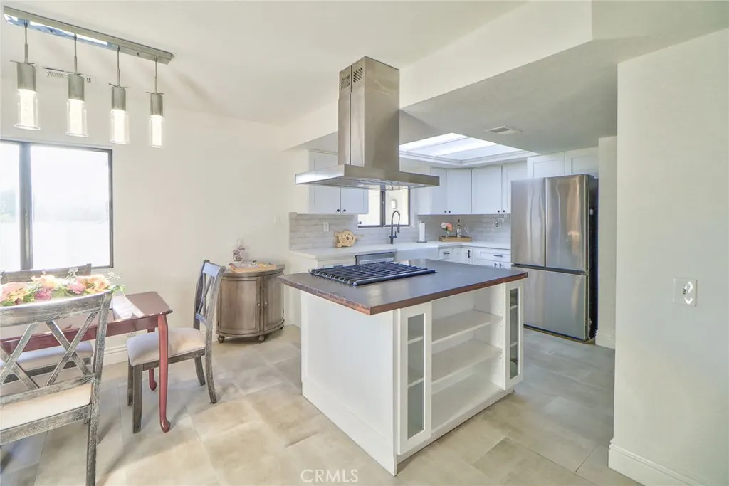 652 Park Shadow Court