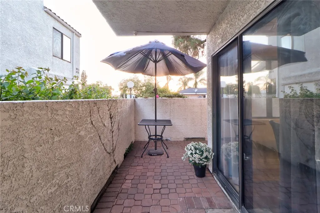 652 Park Shadow Court