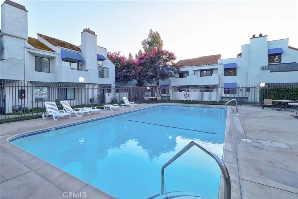 652 Park Shadow Court