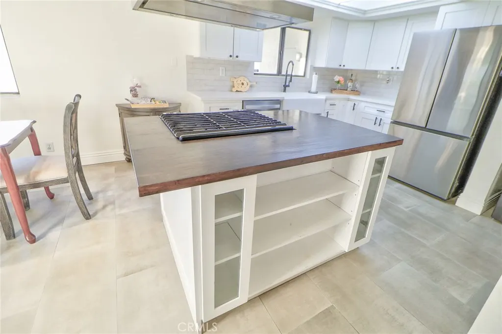 652 Park Shadow Court