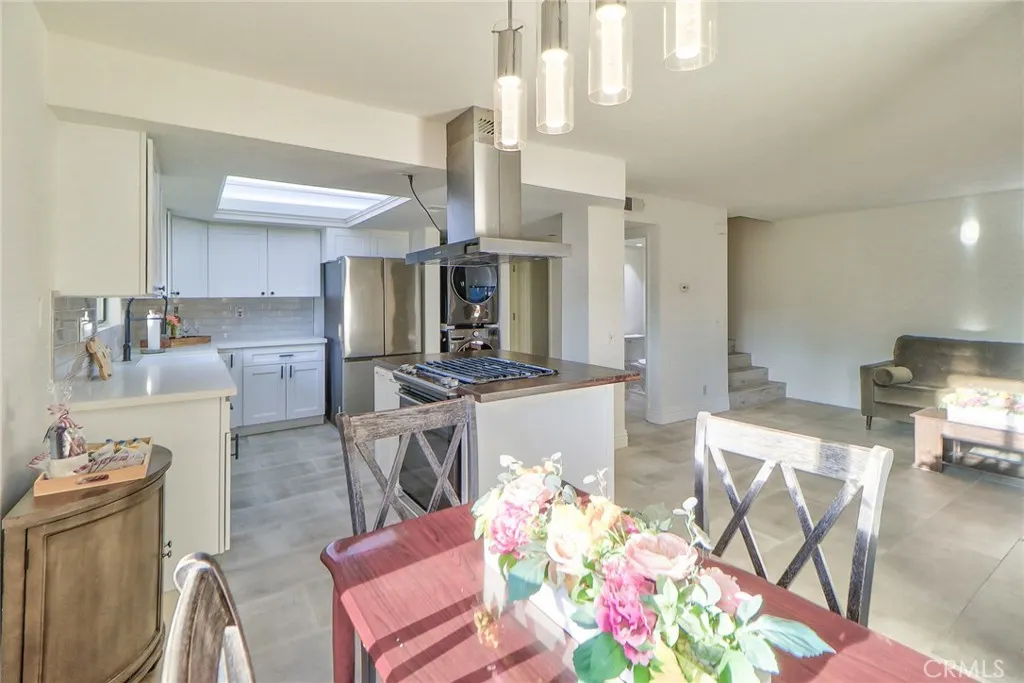 652 Park Shadow Court