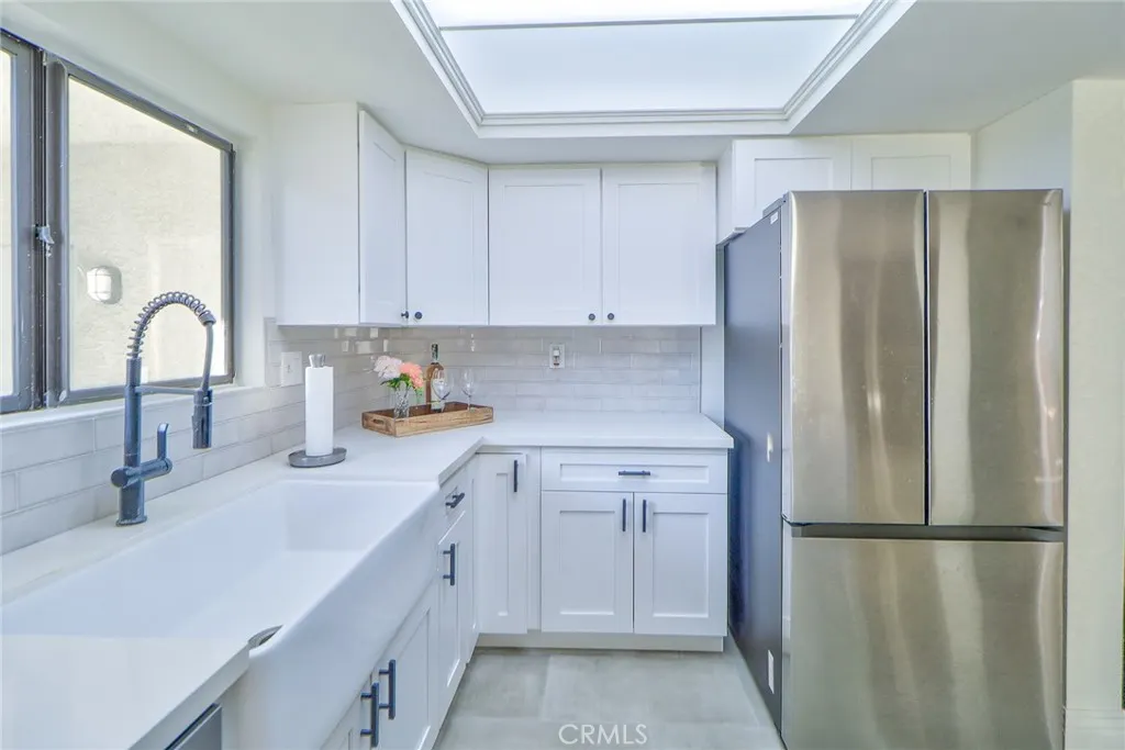 652 Park Shadow Court