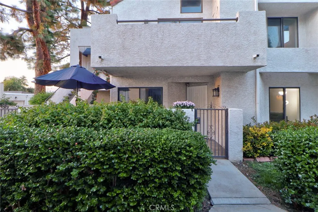 652 Park Shadow Court