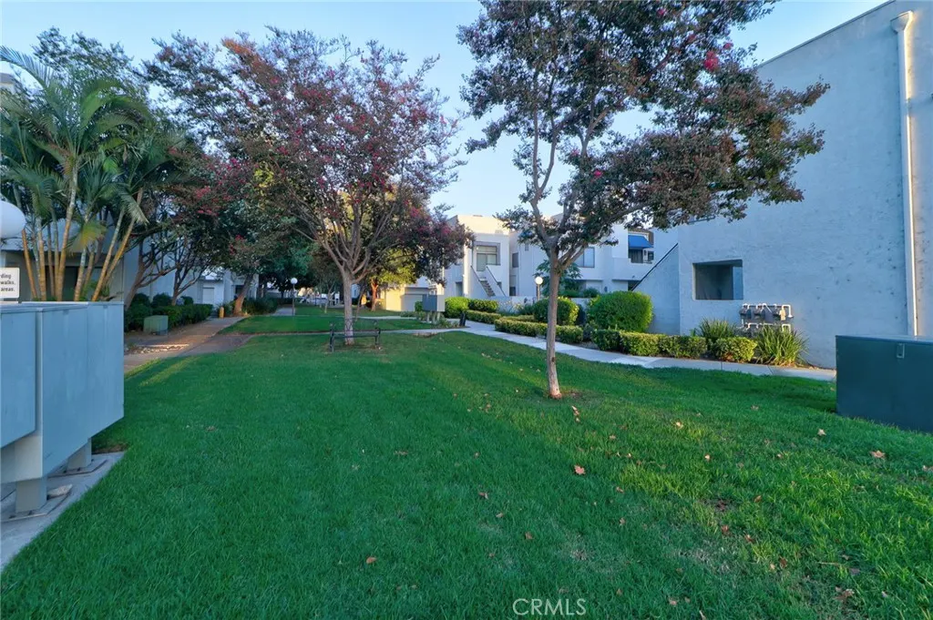 652 Park Shadow Court