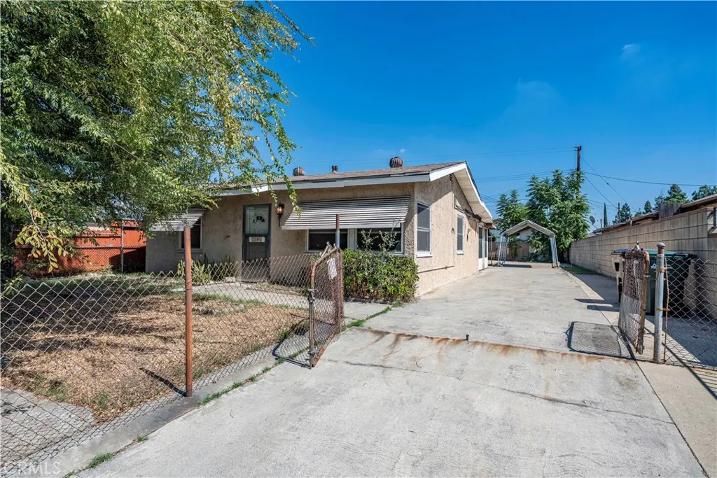 5508 N Aspan Avenue