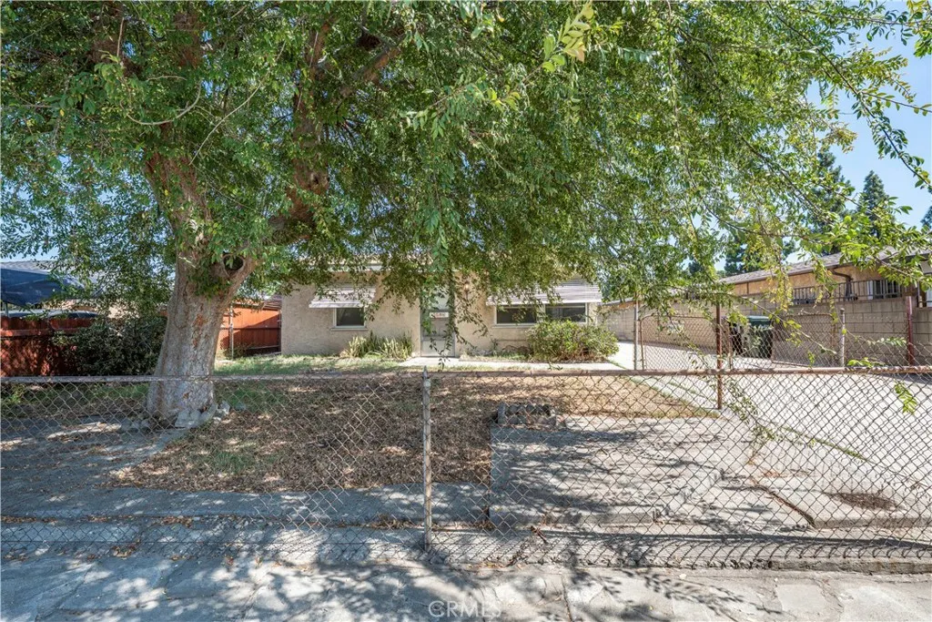 5508 N Aspan Avenue