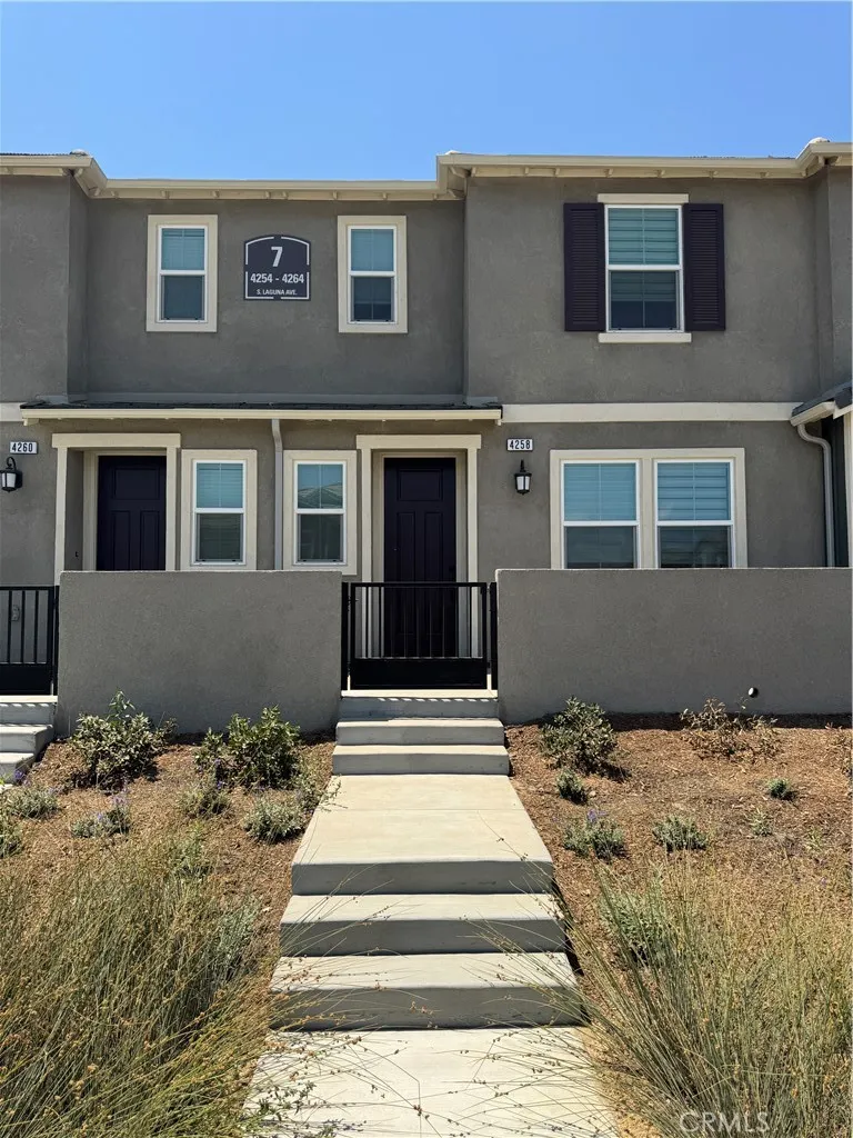 4258 S Laguna