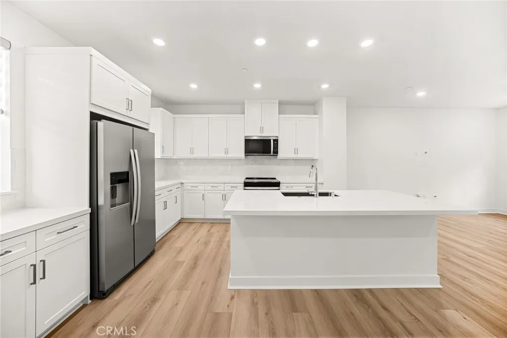 3575 E Indigo Privado