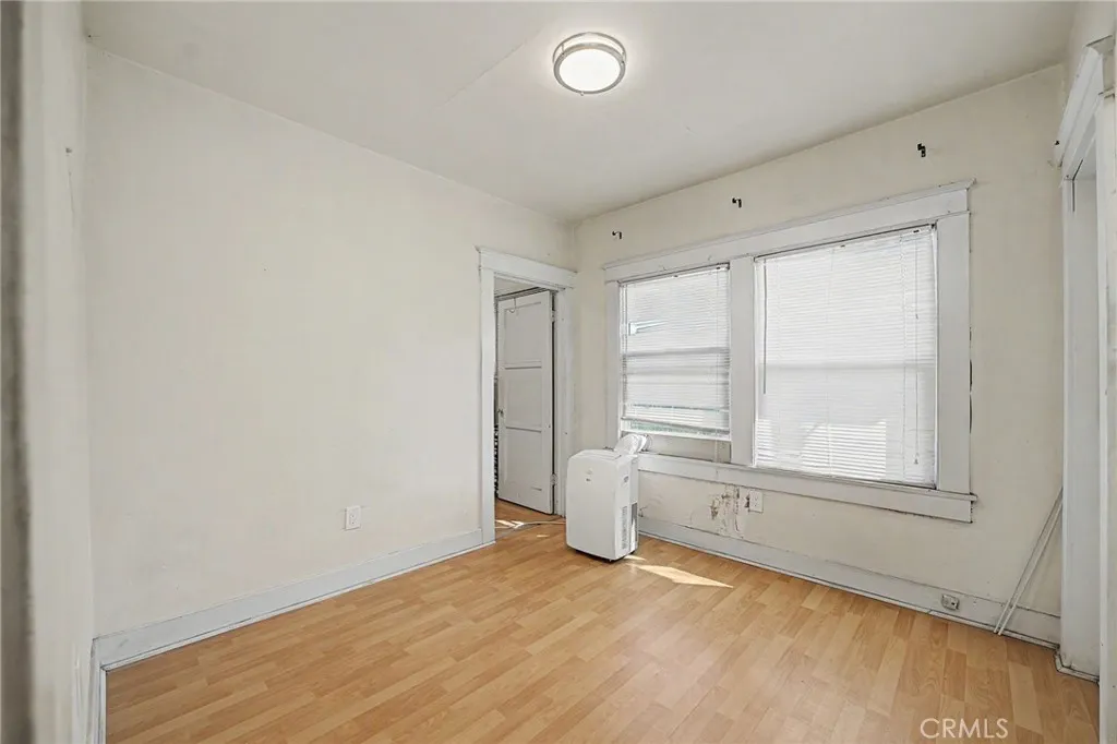 234 W 4th Street
