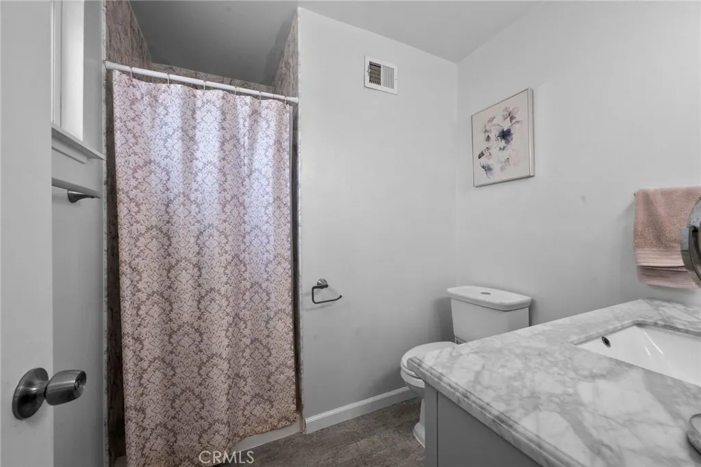 1335 W 4th Street