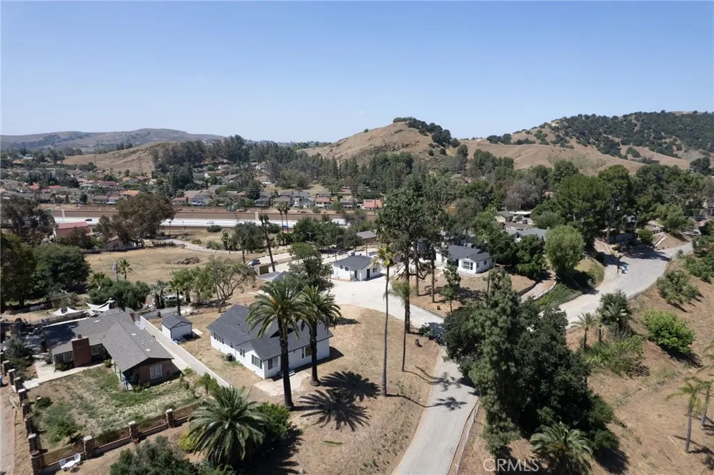 1390 Prospect