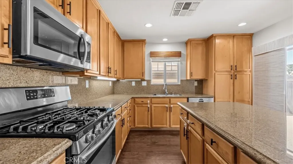 1759 E Flora Street