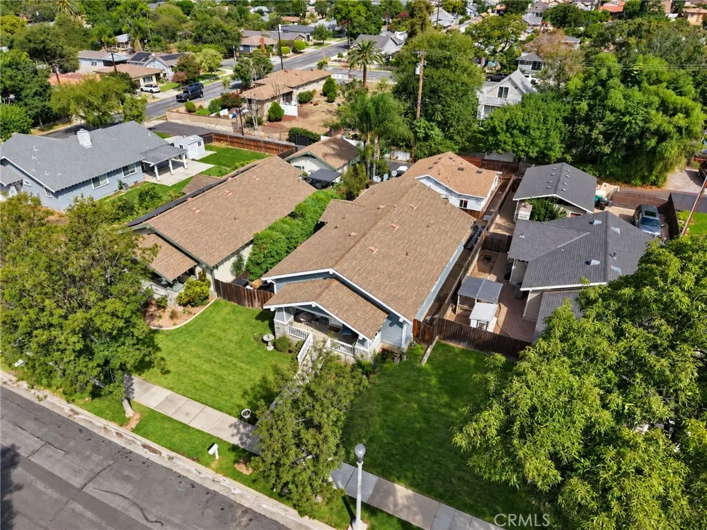 435 W 2nd