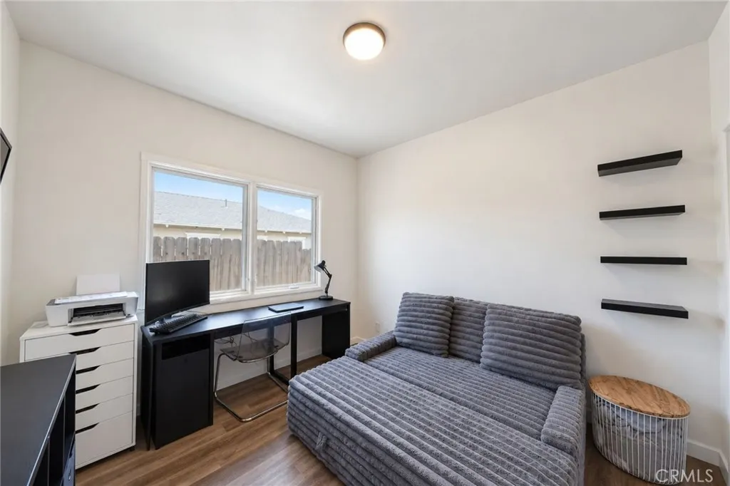 435 W 2nd