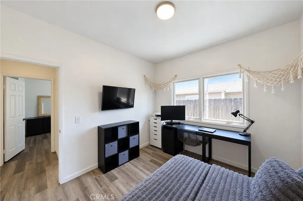 435 W 2nd