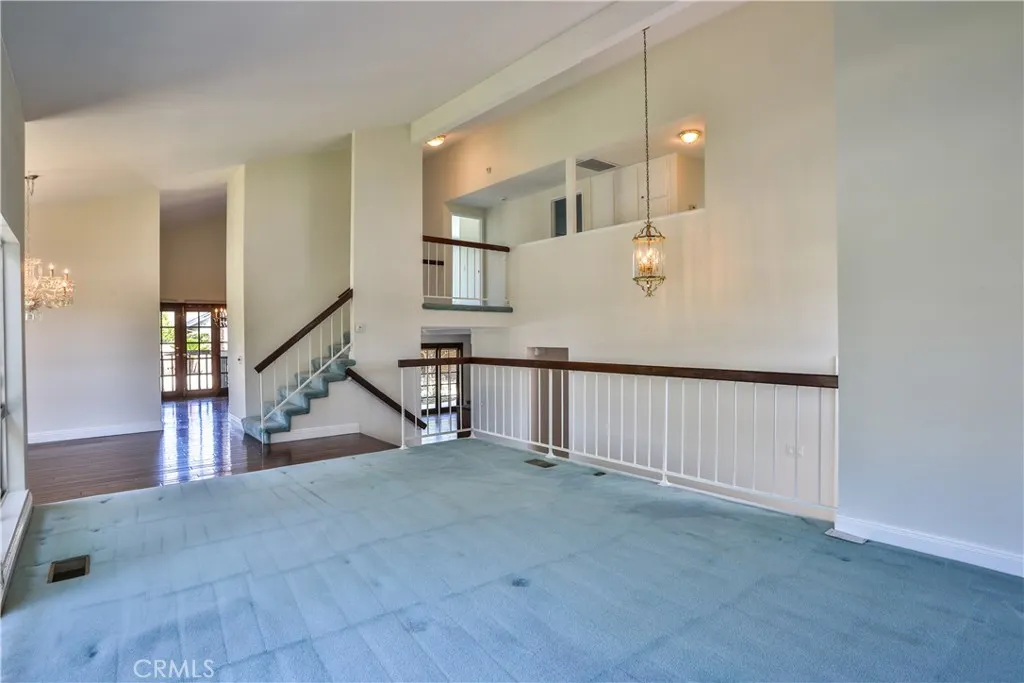 2009 VINEWOOD Street